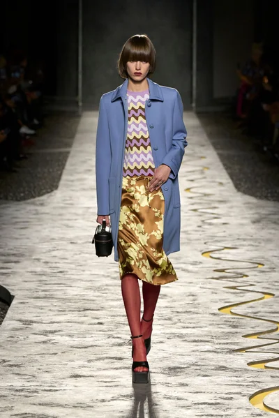 Look 1